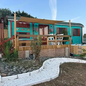 https://wooden-chalet.es-andalucia.com