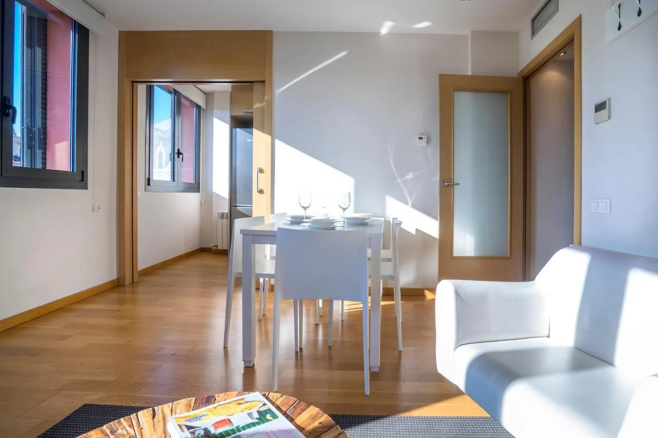 Friendly Rentals Jardinets Barcelona Spanien